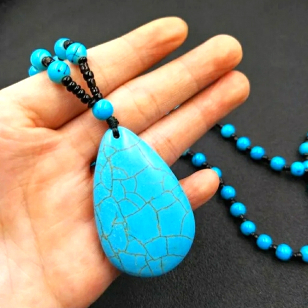 New Vintage Turquoise water drop pendant necklace.